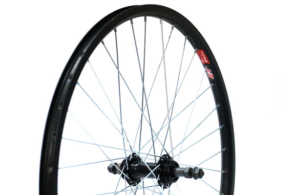 Колесо 24" MTB,заднее, двойной обод DH18,алюминиевый сплав,черный,черная втулка под резьбовой диск,RH207D-1,135 мм.на гайках ,под диск 36 спиц